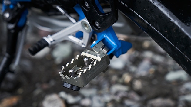 R 1200 GS HP Enduro footrests