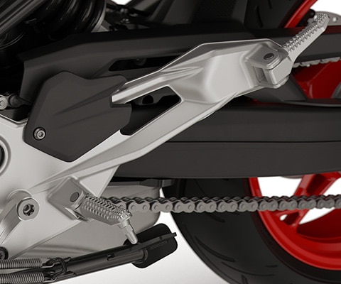 Milled footrests and foot lever of the F 900 R from BMW Motorrad