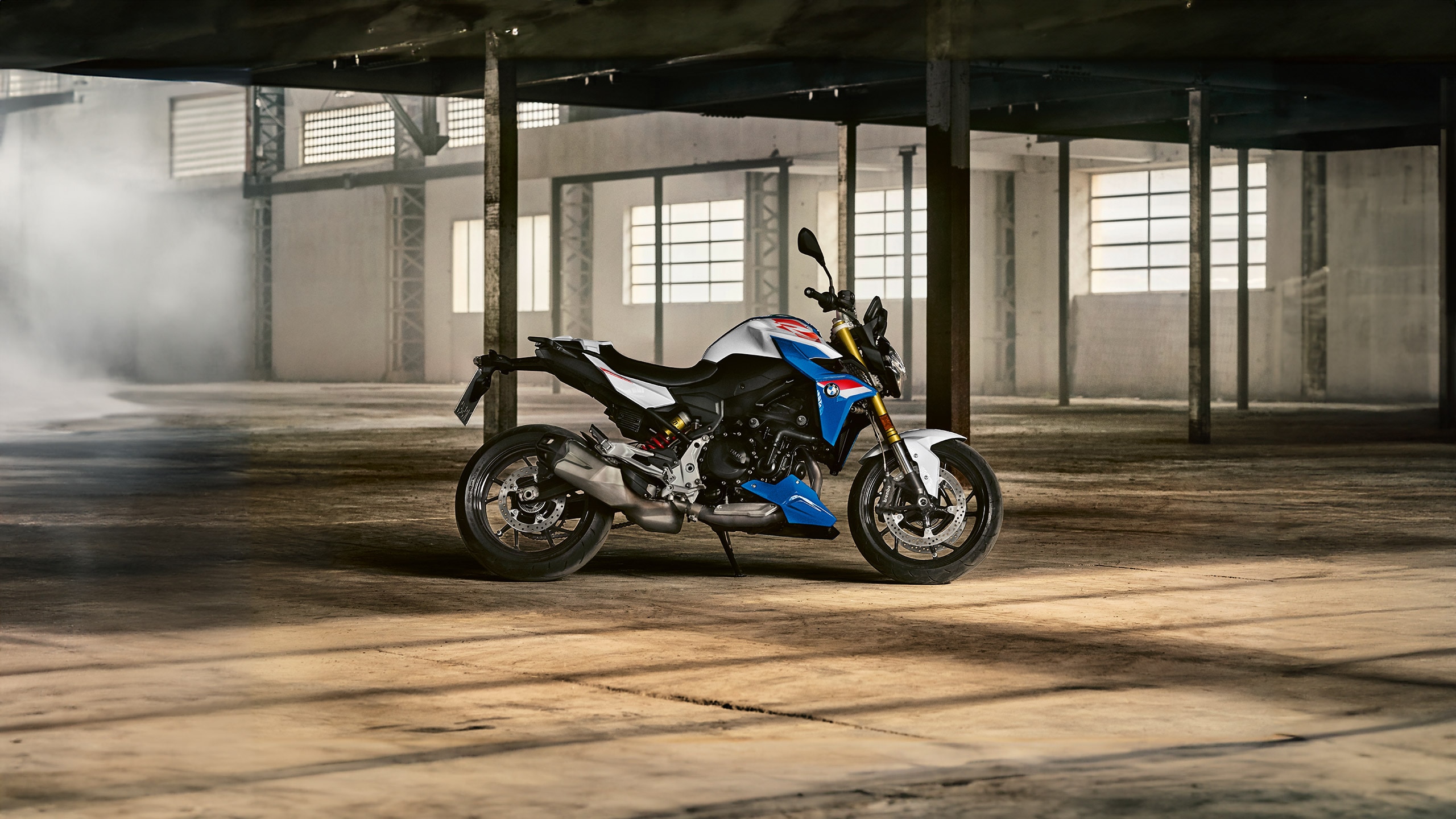 Bmw f 900 a2 top